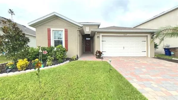 10492 CANAL BROOK LN, Lehigh Acres, FL 33936