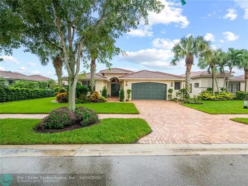 6957 N Caviro Ln, Boynton Beach, FL 33437