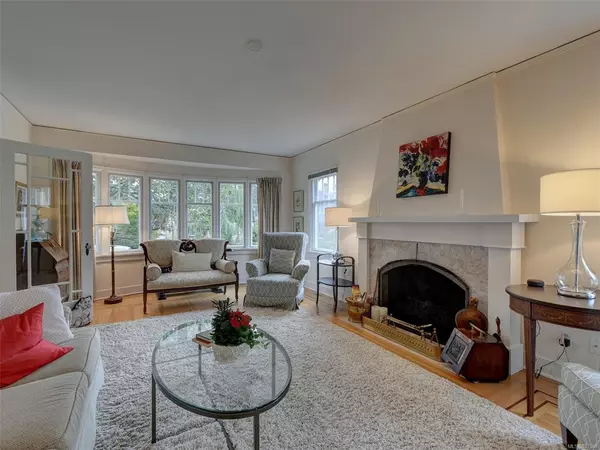 Oak Bay, BC V8X 4S2,1412 Oliver St