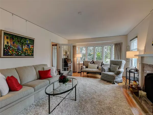 Oak Bay, BC V8X 4S2,1412 Oliver St