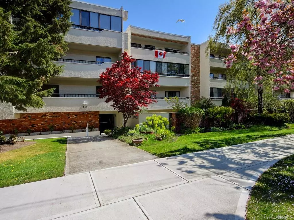 Victoria, BC V8R 4N2,1615 Belcher Ave #407