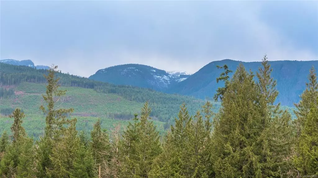 Coombs, BC V9K 1V6,8 Alpine View Pl