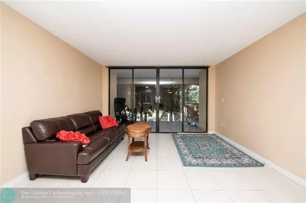 Hollywood, FL 33021,2818 N 46th Ave  #384K