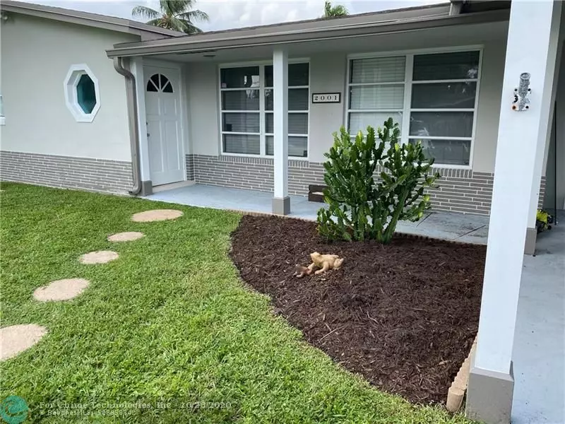 2001 NW 33 CT, Oakland Park, FL 33309