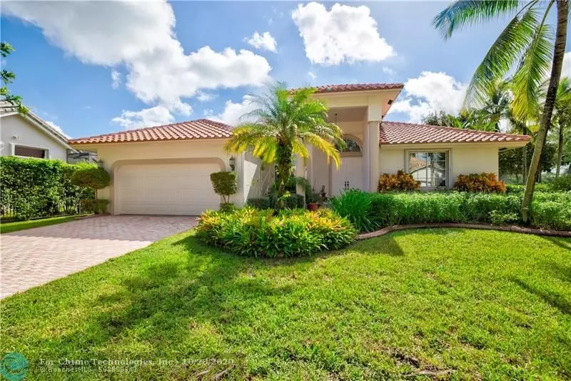 3067 Lakewood Cir, Weston, FL 33332