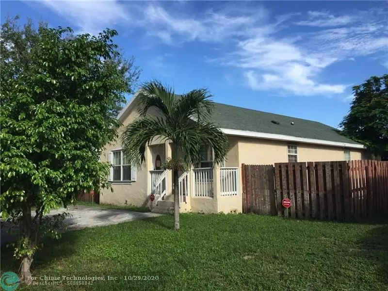 1420 W 25th St, Riviera Beach, FL 33404