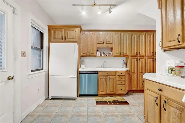 2066 East 38 ST, Brooklyn, NY 11234