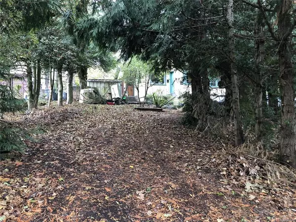 Saanich, BC V8N 3B1,3980 Bow Rd