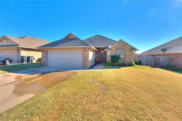 2108 SE 5th Street, Moore, OK 73160