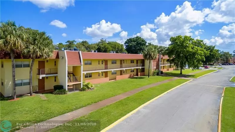 7925 Fairview Dr  #205, Tamarac, FL 33321