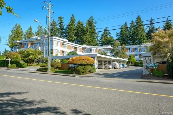 Comox, BC V9M 2N1,1686 Balmoral Ave #210