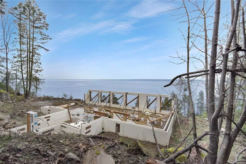 Gabriola Island, BC V0R 1X7,2370 Windecker Dr