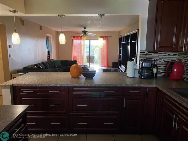 Davie, FL 33324,2430 SW 81st Ave  #406