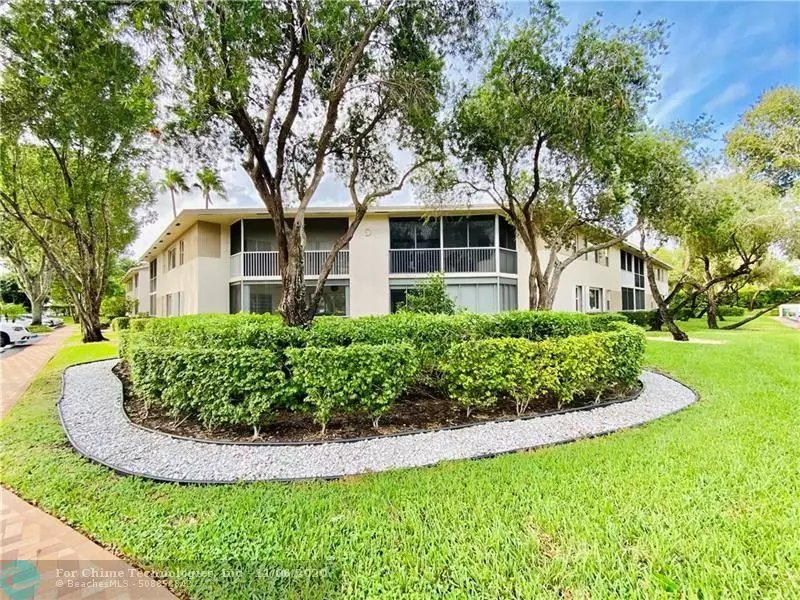 Tamarac, FL 33321,7561 Trent Dr  #215