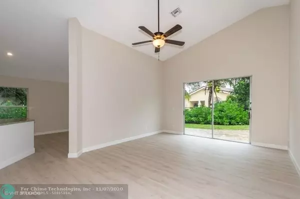 Coconut Creek, FL 33073,5524 NW 41st Ter