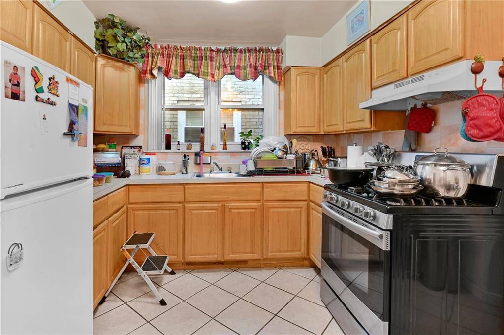 Brooklyn, NY 11236,763 East 81 ST