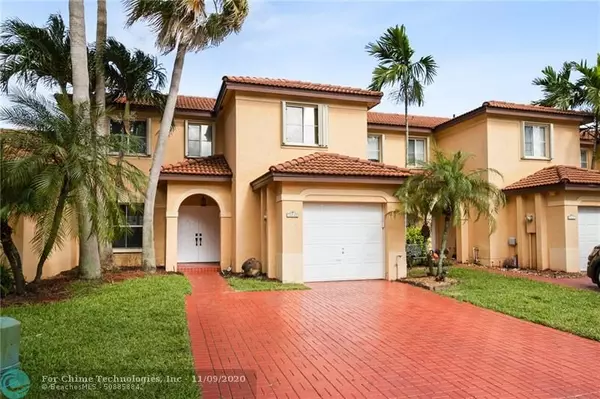 14143 N Forest Oak Cir, Davie, FL 33325