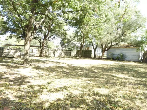 Garber, OK 73738,421 W Ponca Street