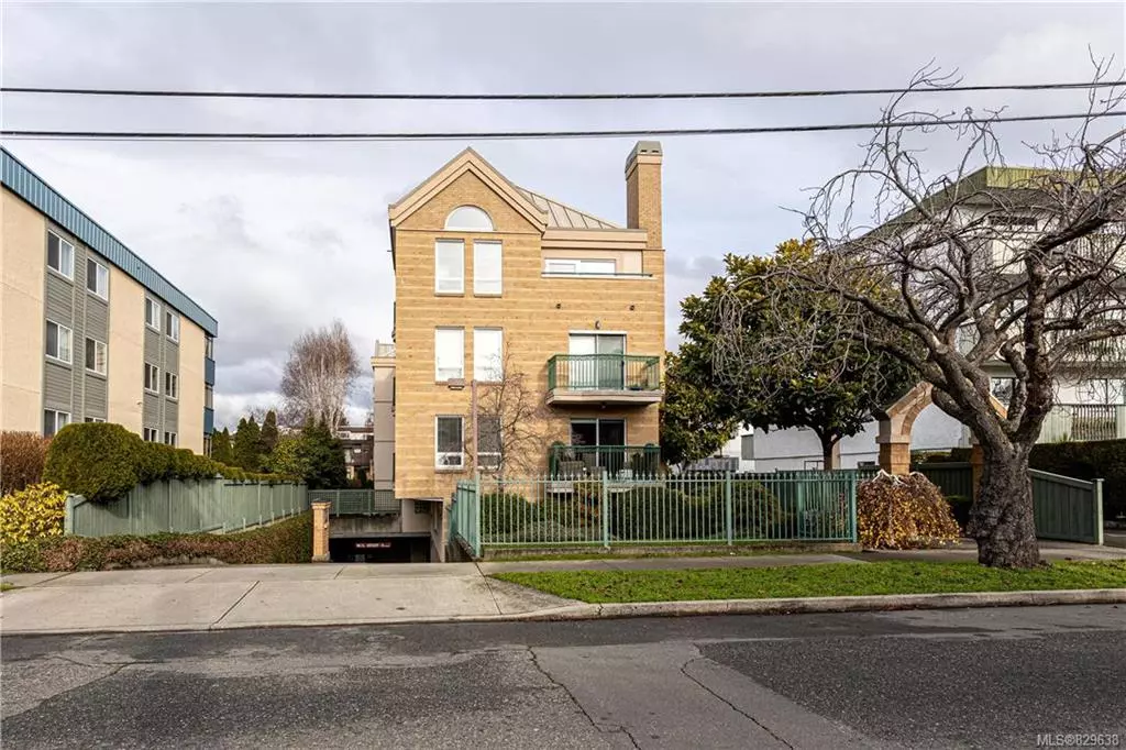 Victoria, BC V8V 3C6,1037 Richardson St #304