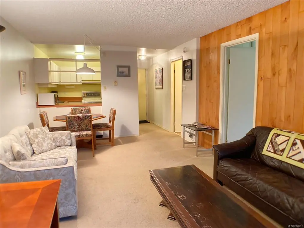 Cowichan Bay, BC V0R 1N1,1715 Pritchard Rd #111