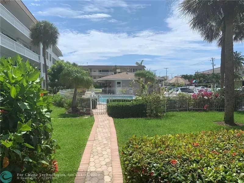 490 SE 19th Ave  #207, Pompano Beach, FL 33060