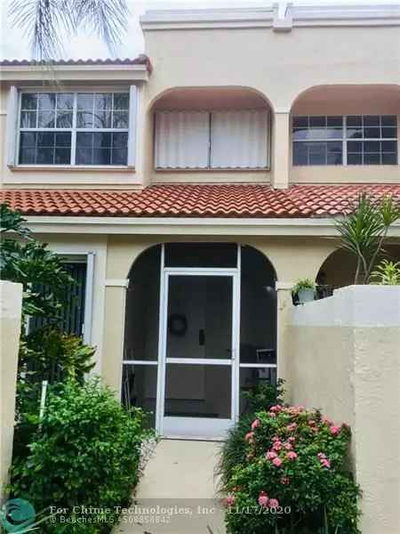 3336 Deer Creek Alba Cir, Deerfield Beach, FL 33442