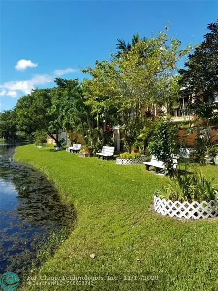 Plantation, FL 33324,761 E Coco Plum Cir  #2