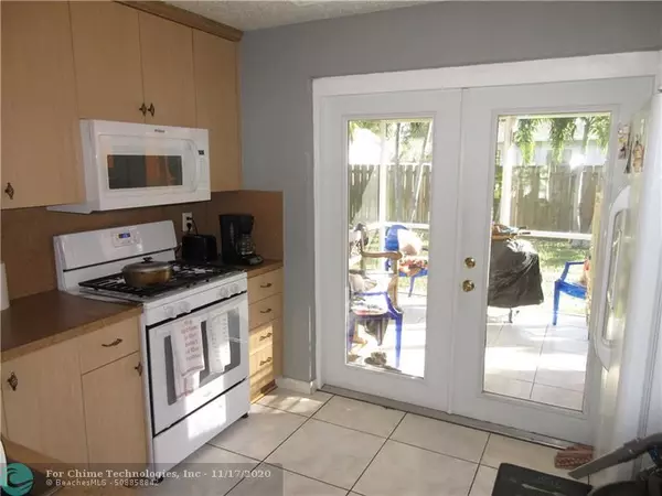 Pompano Beach, FL 33064,920 NE 23rd Ct