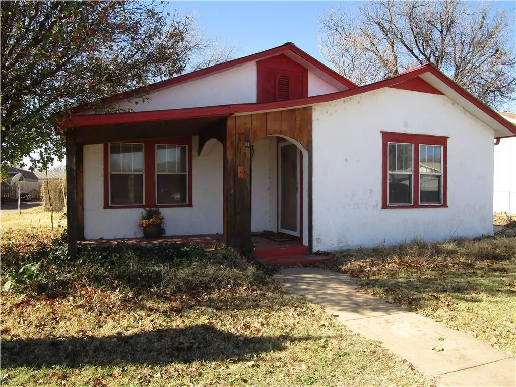 Mangum, OK 73554,115 S Byers Street