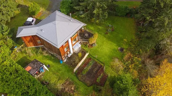 1915 Stokes Rd, Gabriola Island, BC V0R 1X7