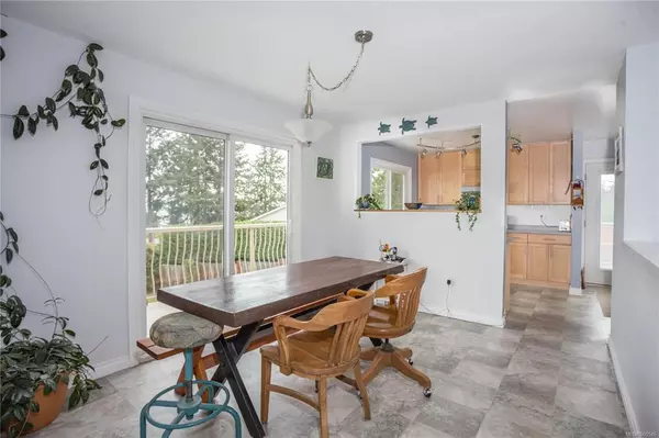 Saltair, BC V9G 1Z8,3680 Seaview Cres