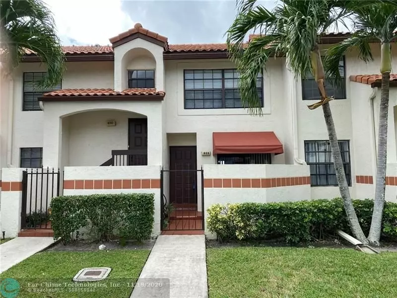 Deerfield Beach, FL 33442,609 Lincoln Ct  #609