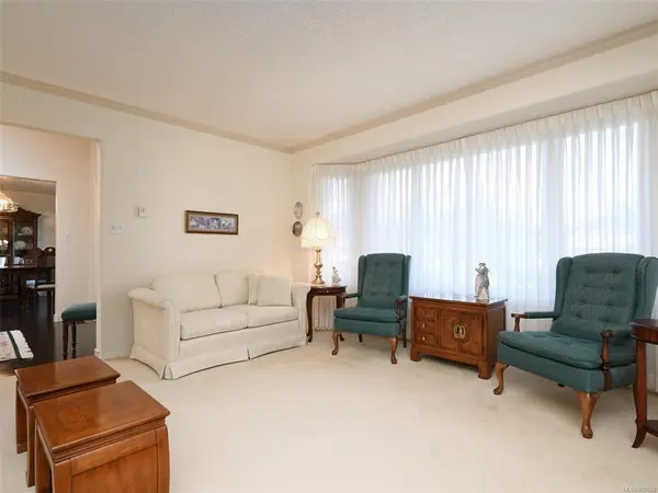 Saanich, BC V8Y 3C4,1191 Sloan Terr