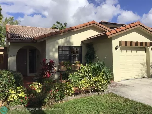 6635 NW 173rd Ln, Hialeah, FL 33015