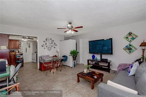 Dania Beach, FL 33004,230 SW 9TH ST