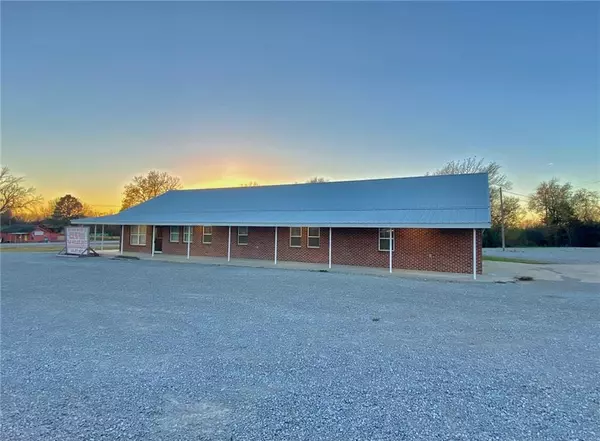 200 N Forrest, Stratford, OK 74872