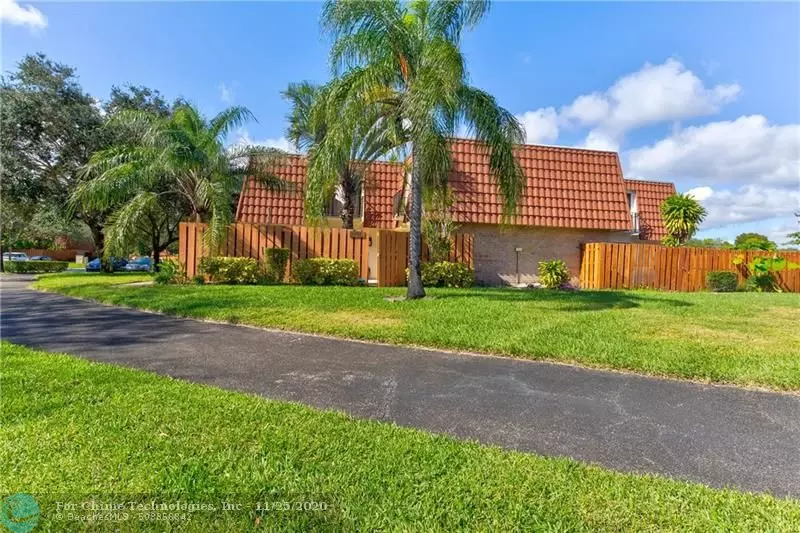 3301 Spanish Wells Dr  #A, Delray Beach, FL 33445