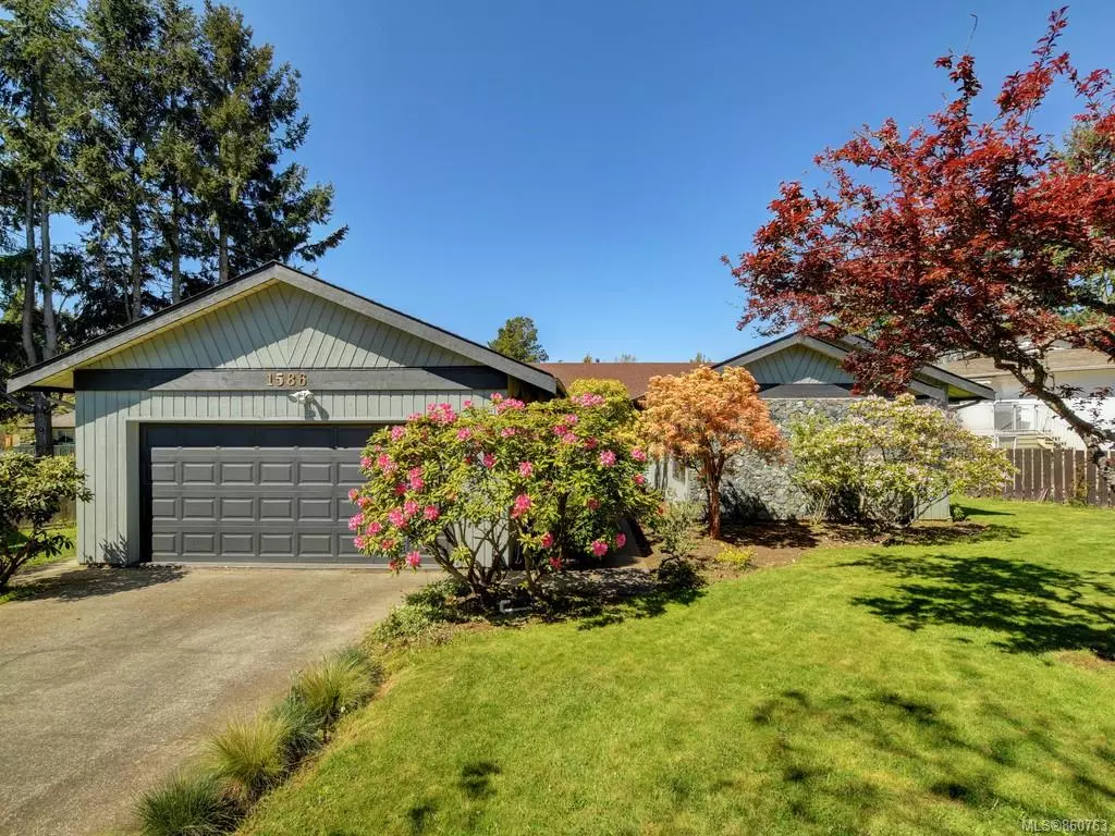 Saanich, BC V8N 5V4,1586 Judoba Pl