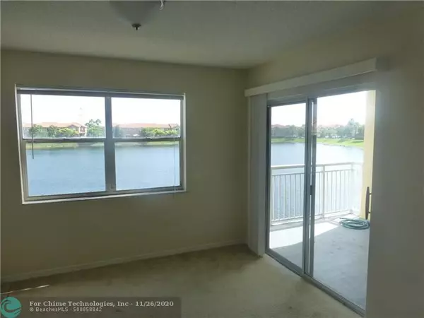 Cutler Bay, FL 33189,8590 SW 212th St  #212