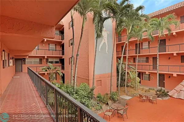 Fort Lauderdale, FL 33311,680 Tennis Club Dr  #101