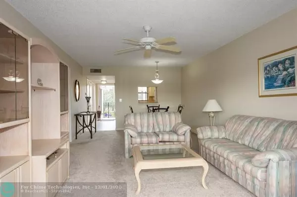 Sunrise, FL 33322,10123 Sunrise Lakes Blvd  #302