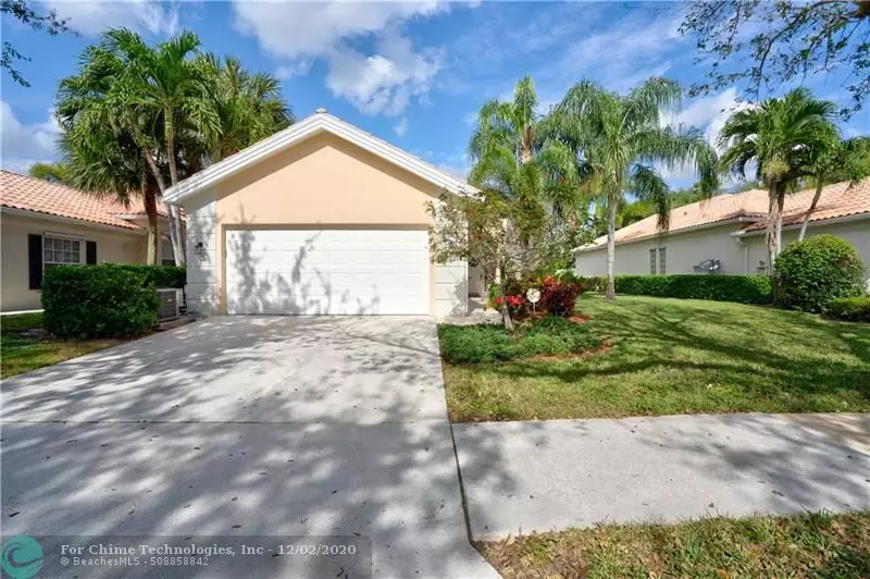 4781 Temple Dr, Delray Beach, FL 33445