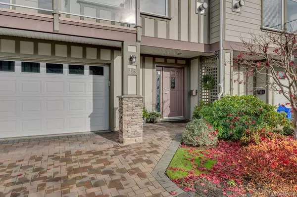 Saanich, BC V8X 5L6,759 Sanctuary Crt #15