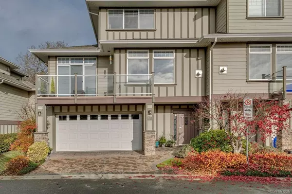 Saanich, BC V8X 5L6,759 Sanctuary Crt #15