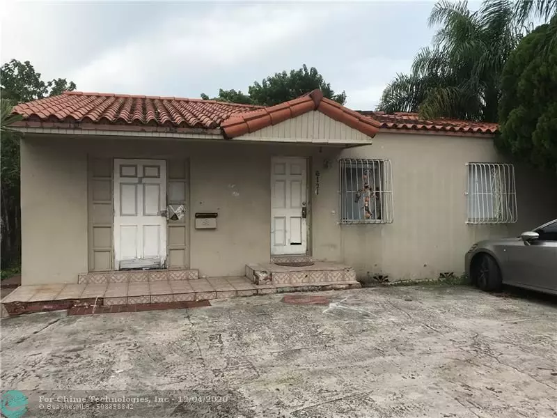 6121 Coral Way, Miami, FL 33155