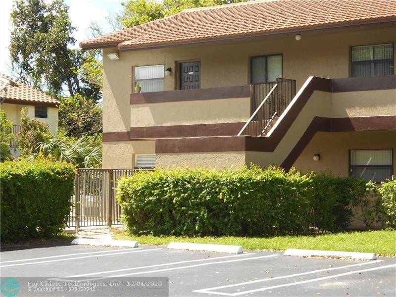 Coral Springs, FL 33065,10585 Royal Palm Blvd  #10585