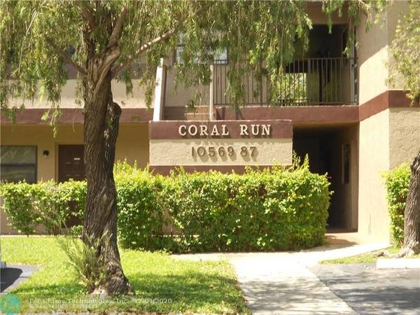 Coral Springs, FL 33065,10585 Royal Palm Blvd  #10585