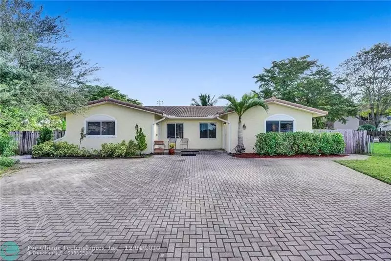 8362 NW 23rd Mnr, Coral Springs, FL 33065