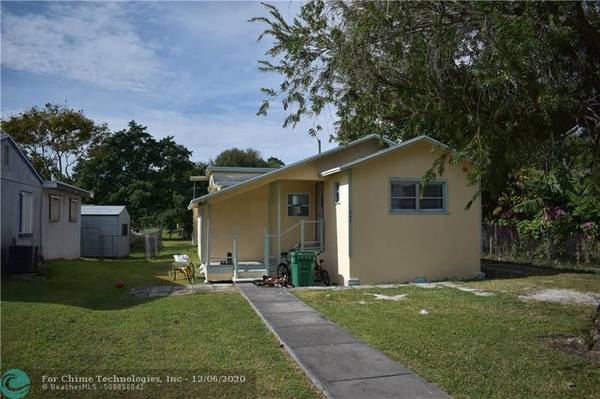 349 Cypress Ave,  Pahokee,  FL 33476