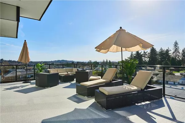 Saanich, BC V8Z 0G3,741 Travino Lane #605